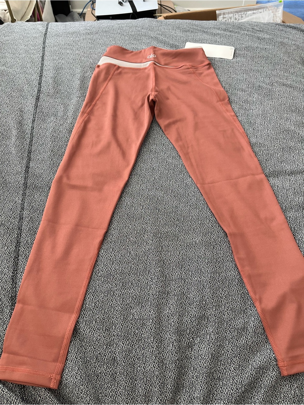 ALO Yoga Dusty Rose Girls' Performance Leggings